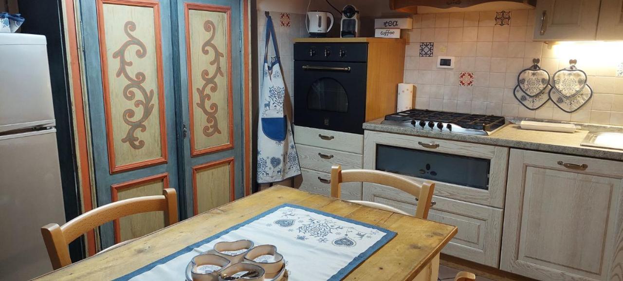 Loft Della Perpetua Di Casa Bernardi, Fuga Romantica Petfriendly Montagnaga  Exteriör bild
