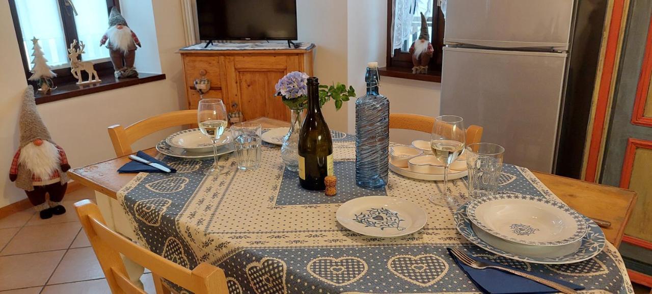 Loft Della Perpetua Di Casa Bernardi, Fuga Romantica Petfriendly Montagnaga  Exteriör bild