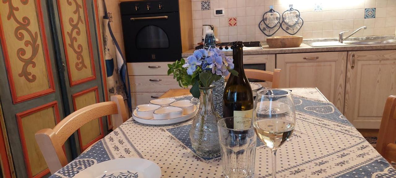 Loft Della Perpetua Di Casa Bernardi, Fuga Romantica Petfriendly Montagnaga  Exteriör bild