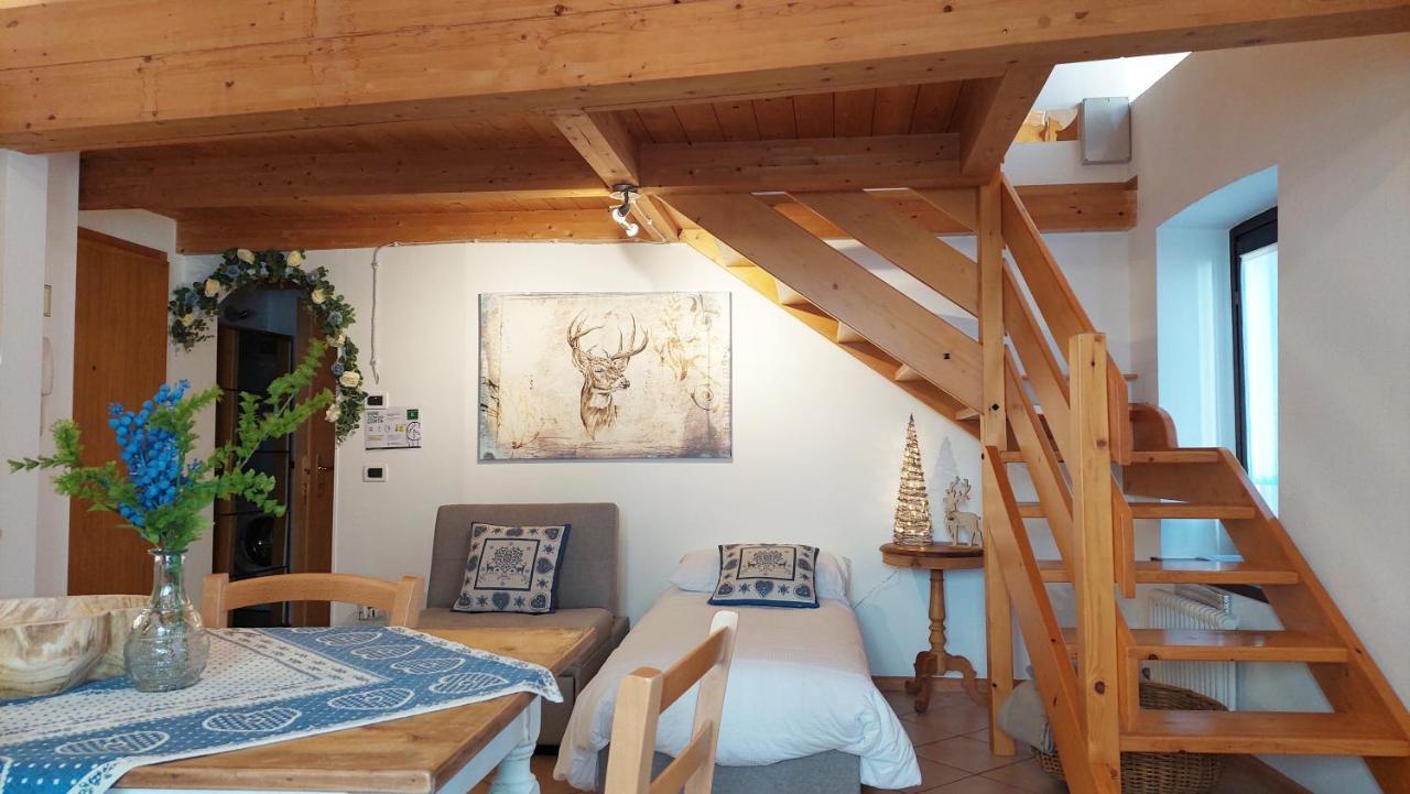 Loft Della Perpetua Di Casa Bernardi, Fuga Romantica Petfriendly Montagnaga  Exteriör bild