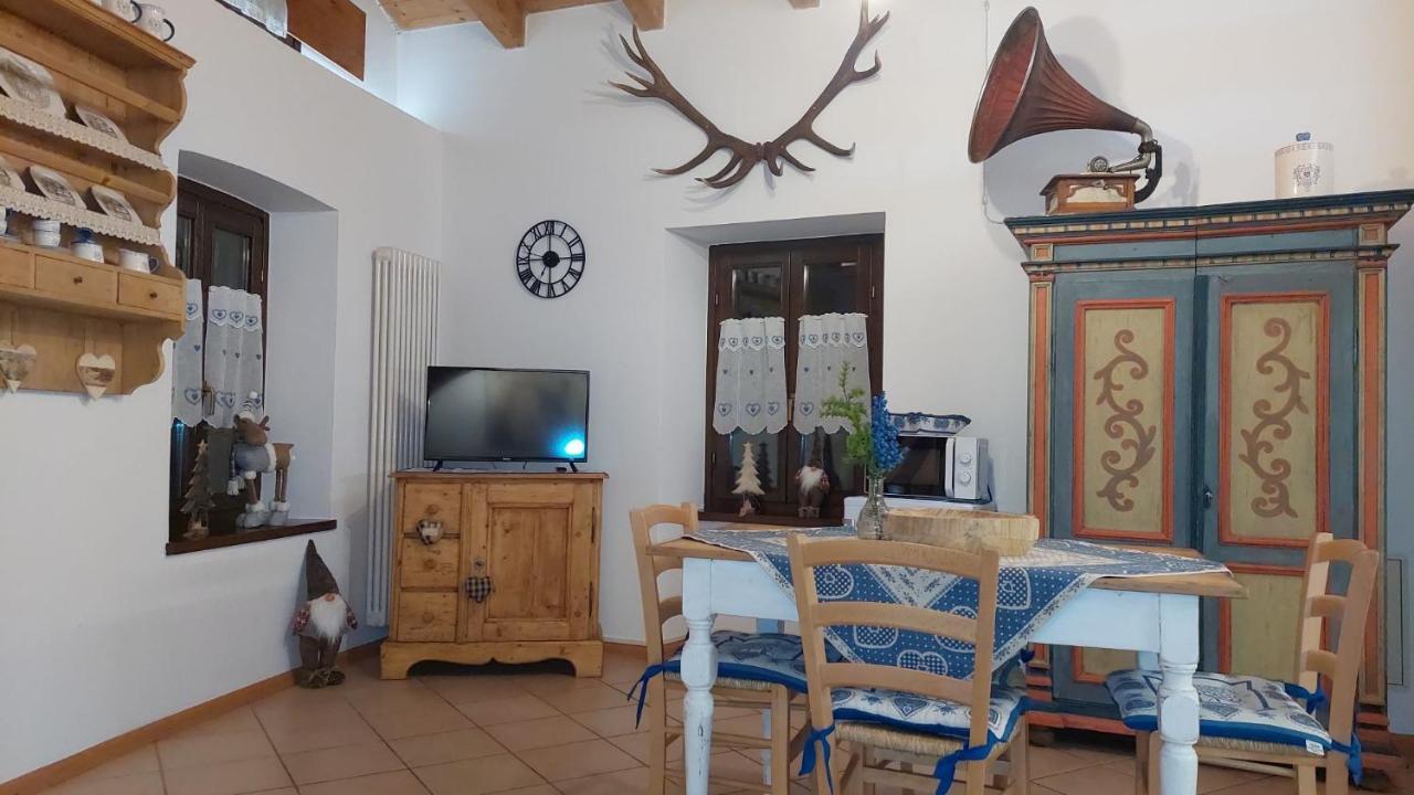 Loft Della Perpetua Di Casa Bernardi, Fuga Romantica Petfriendly Montagnaga  Exteriör bild