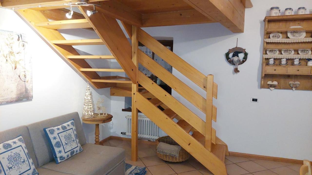 Loft Della Perpetua Di Casa Bernardi, Fuga Romantica Petfriendly Montagnaga  Exteriör bild
